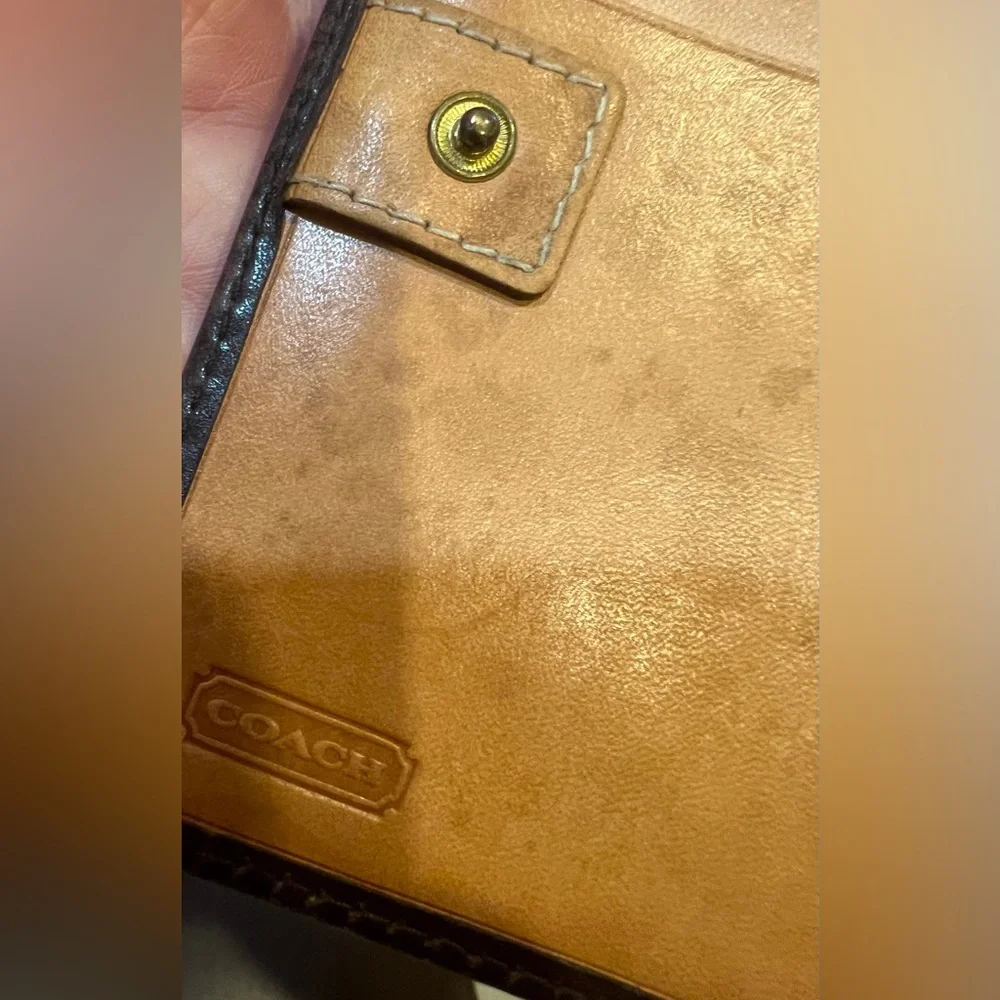 Coach EUC Vtg Saddle Brown Leather Bi-Fold Card Holder Snap Front Coin Wallet